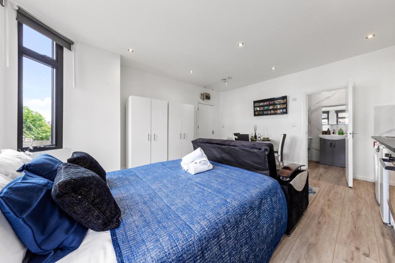 Comfy 1Bdr - 30Mins To Central Ldn - Parking The Hyde Eksteriør bilde
