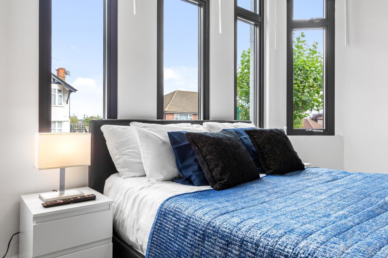 Comfy 1Bdr - 30Mins To Central Ldn - Parking The Hyde Eksteriør bilde